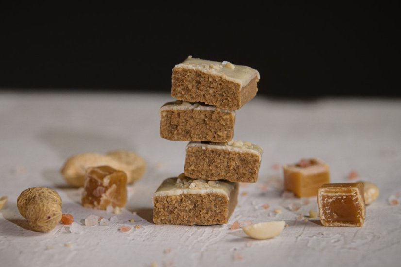 Protienová tyčinka slaný karamel + arašídy 55g